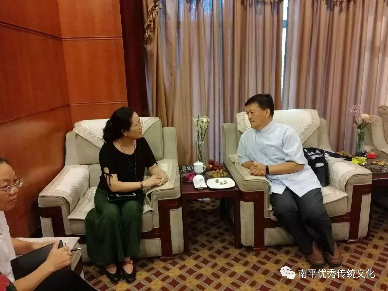 周易占卜周易测字_周易古筮考周易尚氏学_周易专题早课