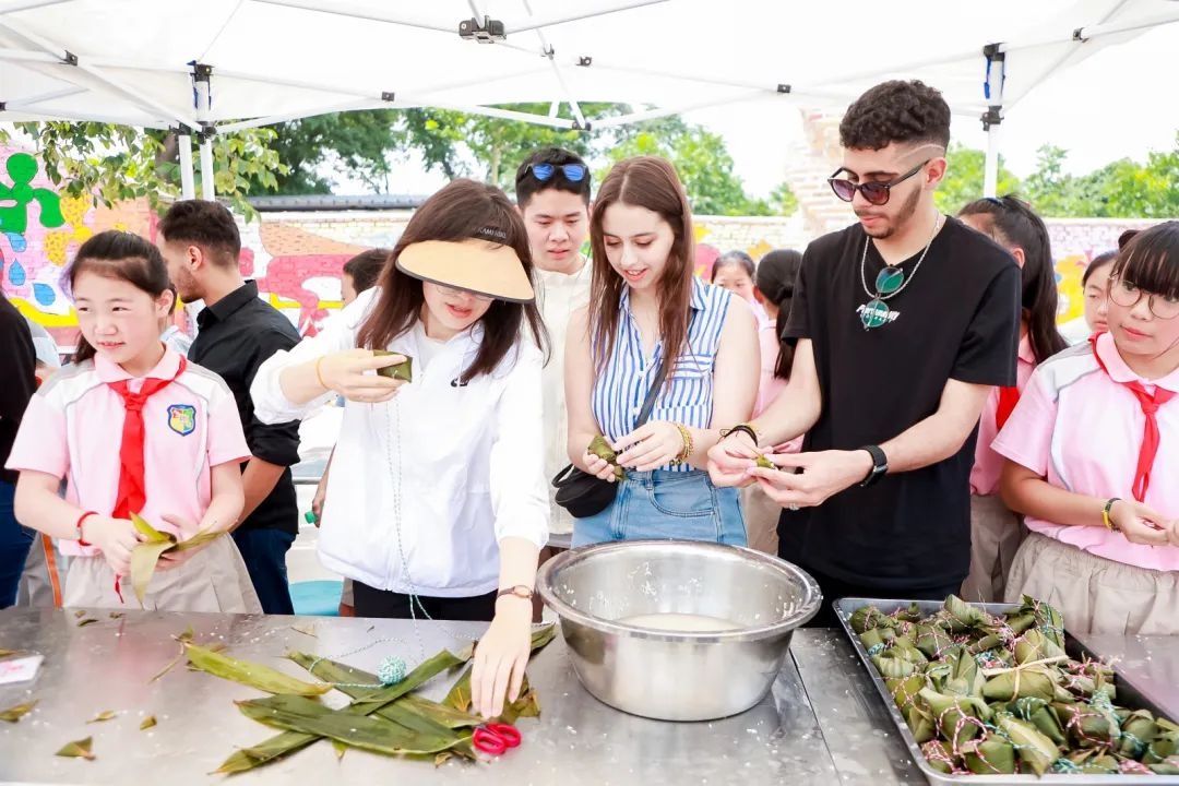 陕西传统节日的风俗_回族饮食风俗,节日_节日风俗