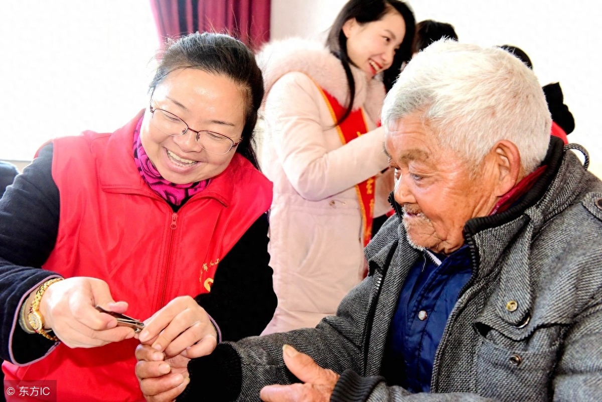 儿童国学经典孝心_国学孝心儿童经典诵读内容_有关孝顺的国学诵读