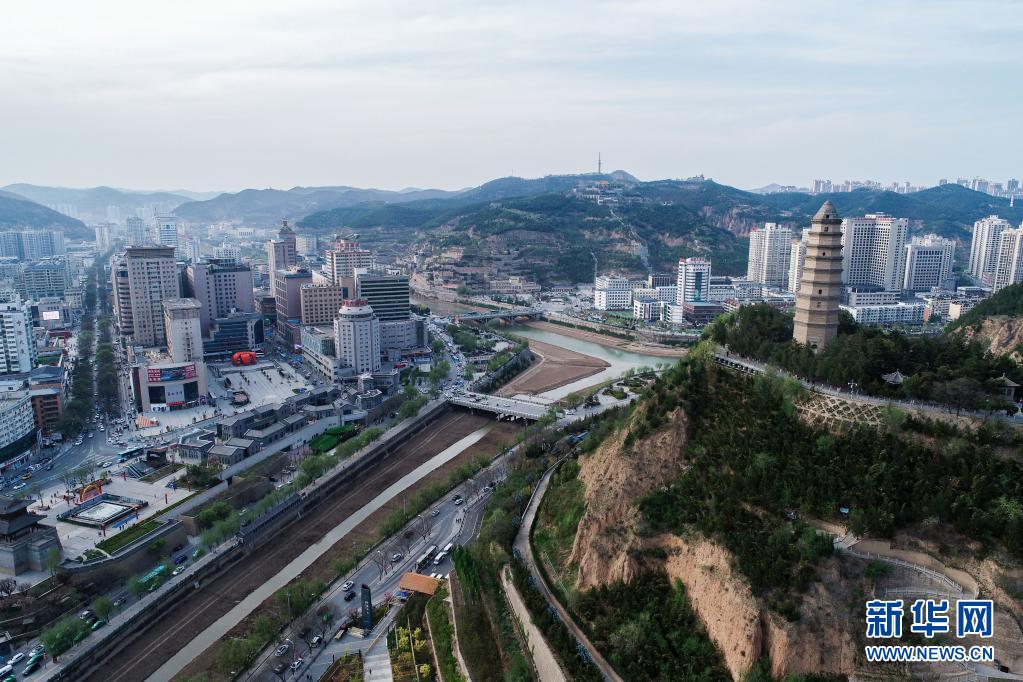 延安县的精神_延安精神历史图库_延安八大精神